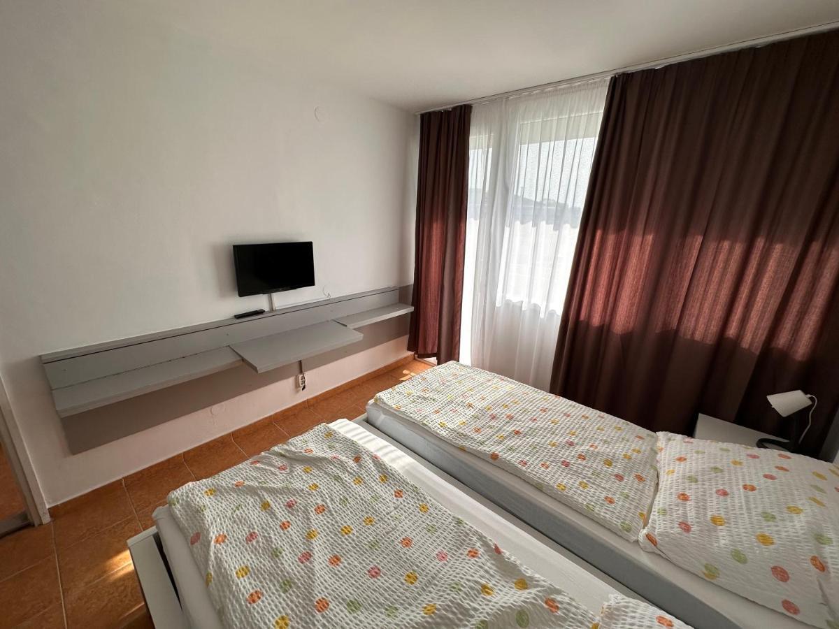 Part Hotel Siofok Ngoại thất bức ảnh