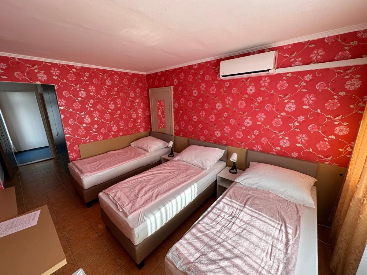 Part Hotel Siofok Ngoại thất bức ảnh