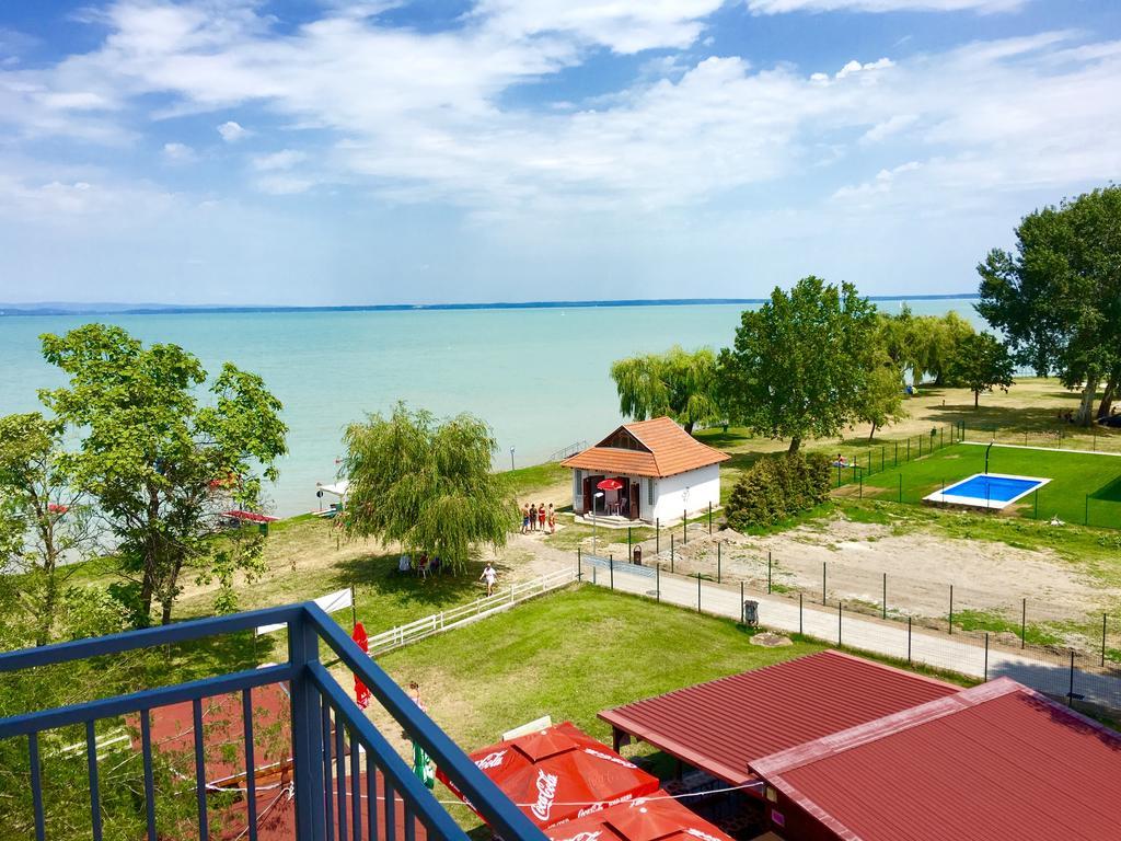 Part Hotel Siofok Ngoại thất bức ảnh